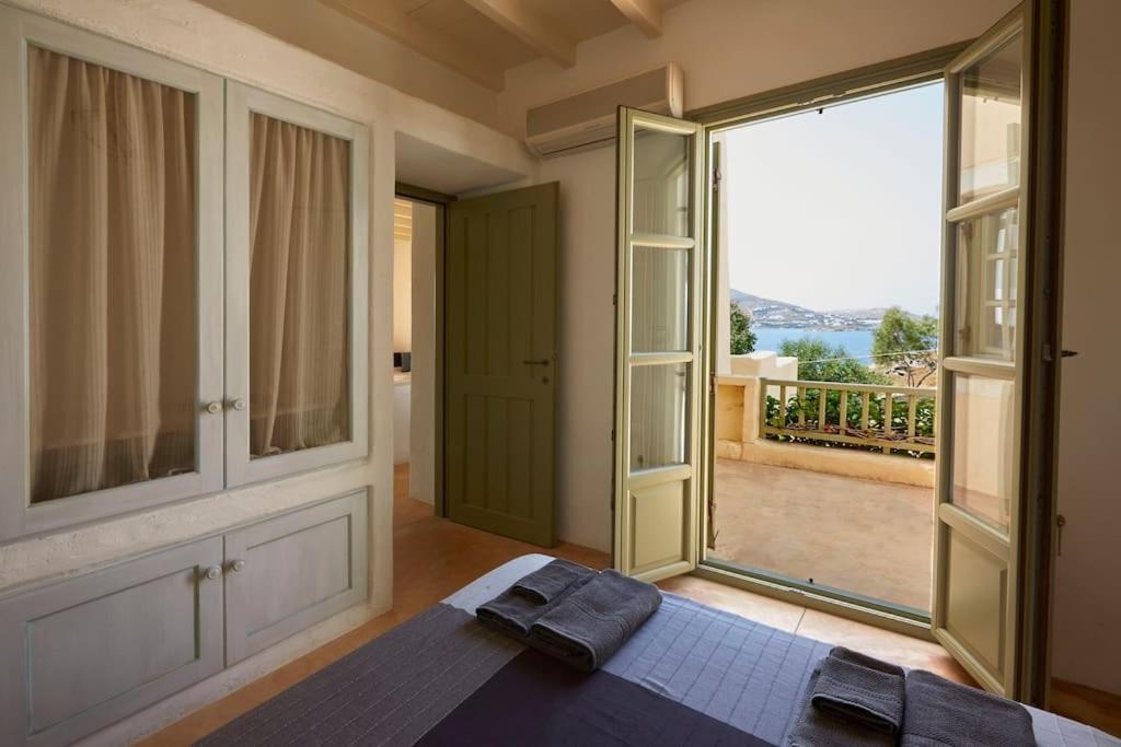Ochre Dream, Beach Front & Sunset Villa Naousa Exterior foto